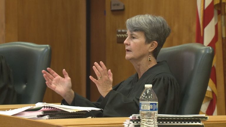 Valdez asks Alaska Supreme Court to overturn denial of redistricting lawsuit fees