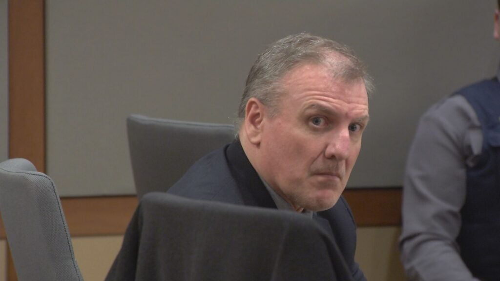 Convicted killer Brian Smith back in federal court as trial over US citizenship begins
